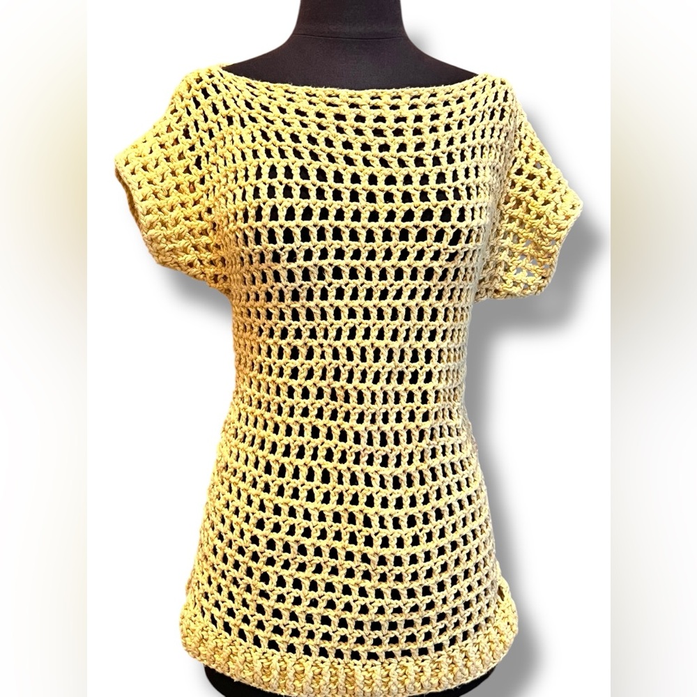 Handmade Vintage top size M Yellow Gold Handmade Boho Hippie Festival Crochet